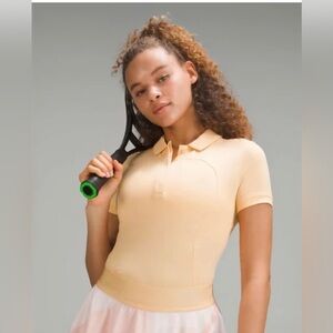 lululemon Quick-Dry athletic Peach Short-Sleeve Polo Shirt Size 4
